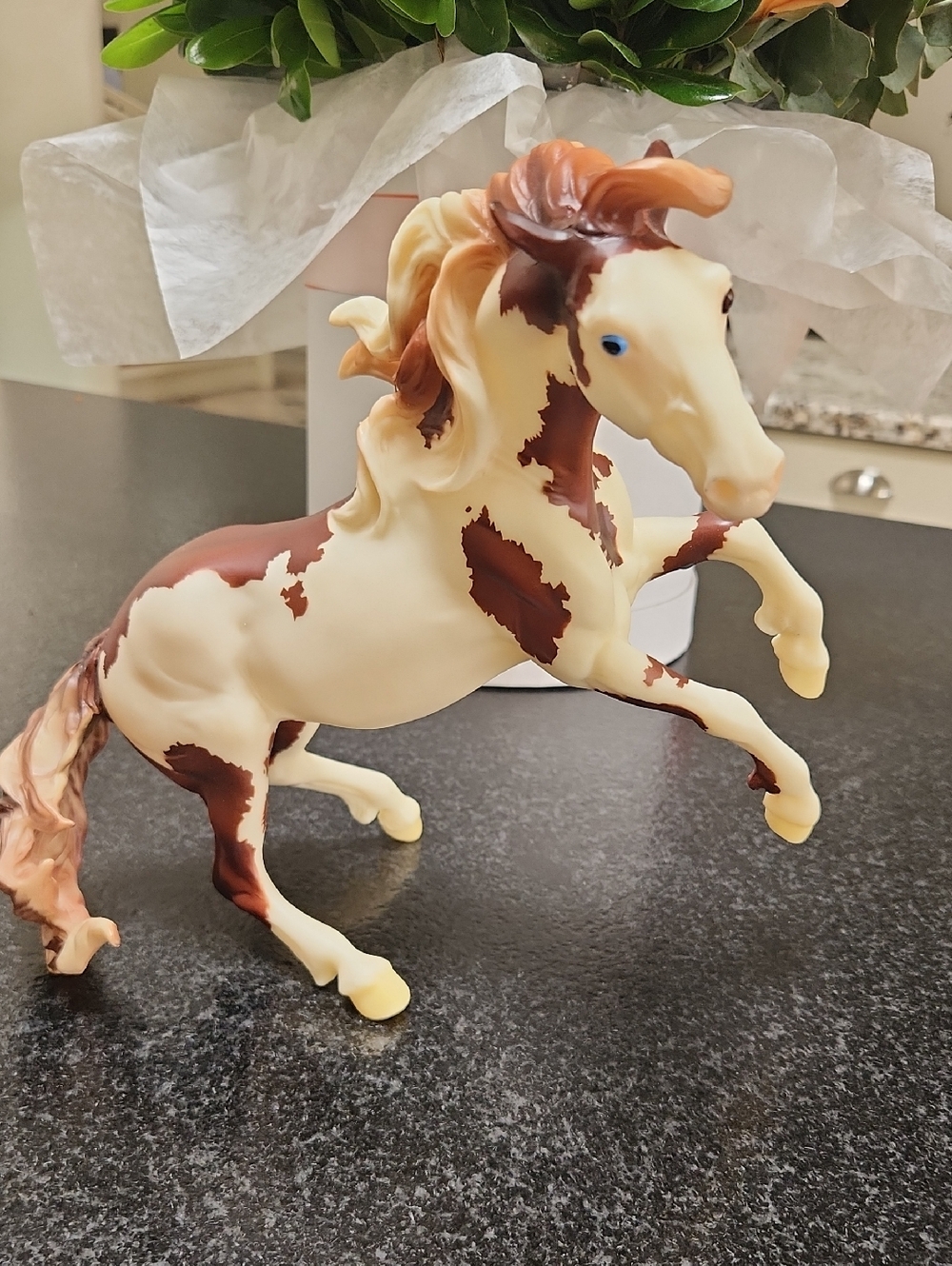 BREYER ISADORA CRUCE #1151 MODEL HORSE